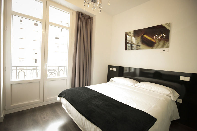 Vitium Urban Suites Madrid Eksteriør bilde